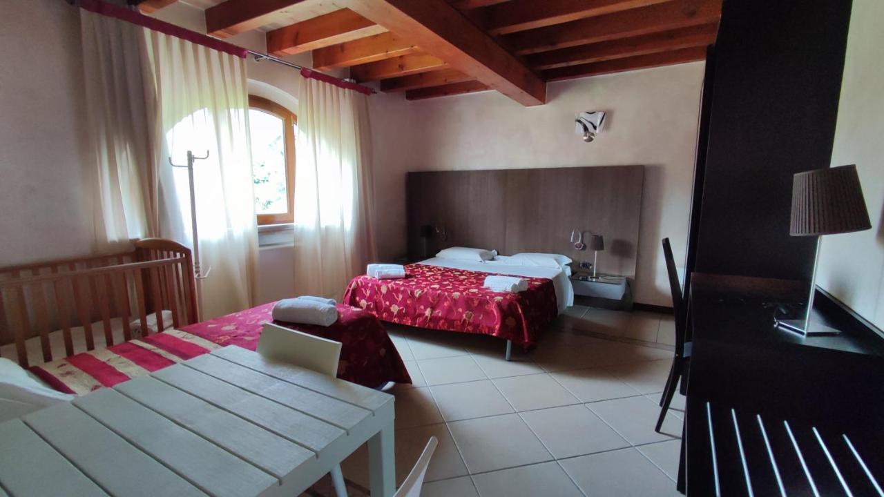 Albergo Le Piante Manerba del Garda Ngoại thất bức ảnh