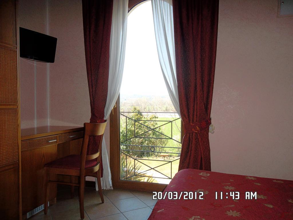 Albergo Le Piante Manerba del Garda Ngoại thất bức ảnh
